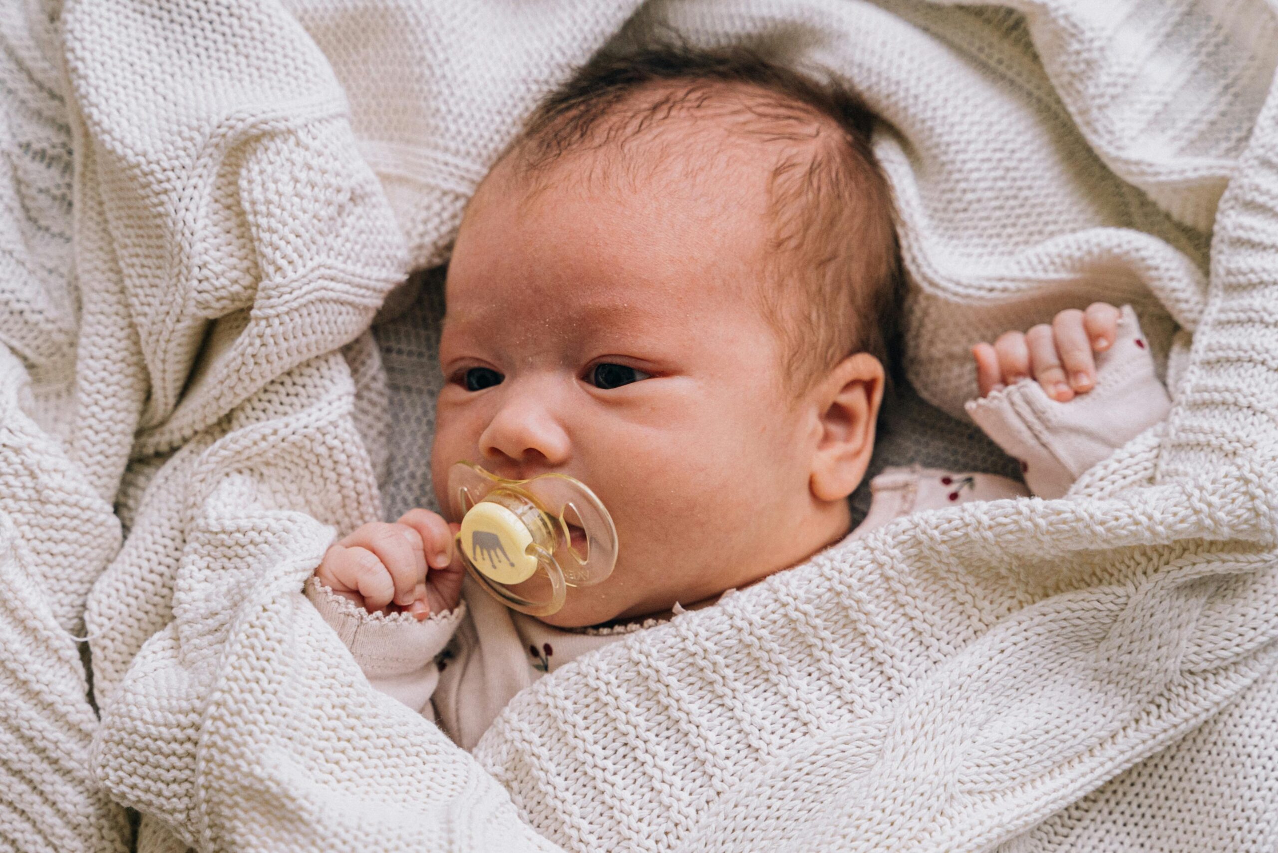 Best Pacifiers for Newborns