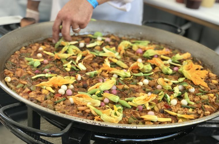 Vegetable paella from Bazaar by Jose Andrés; Credit: Michele Stueven