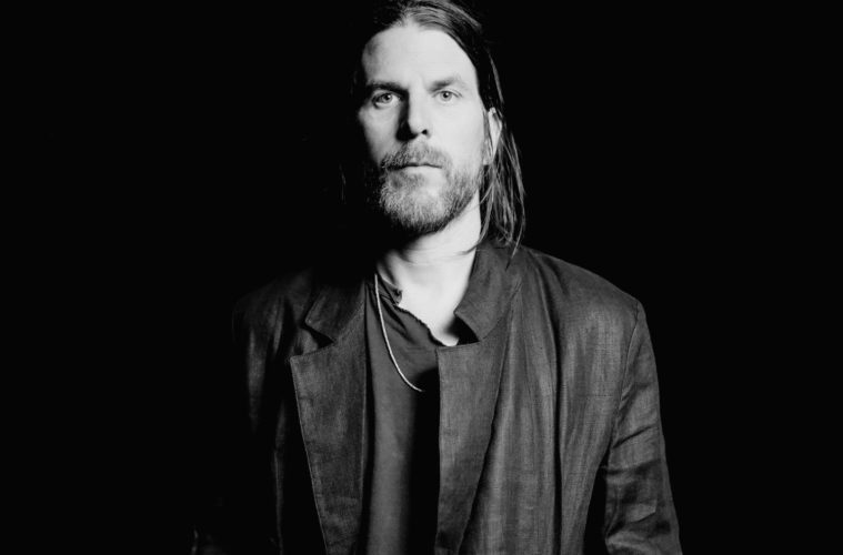 Jonathan Wilson Goes it Alone in a Dixie Blur 38 jonathan wilson louis rodiger 202256