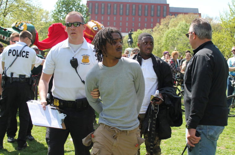 Black America Still 3.64 Times More Likely to Face Pot Arrest 38 420arrest2013 398214