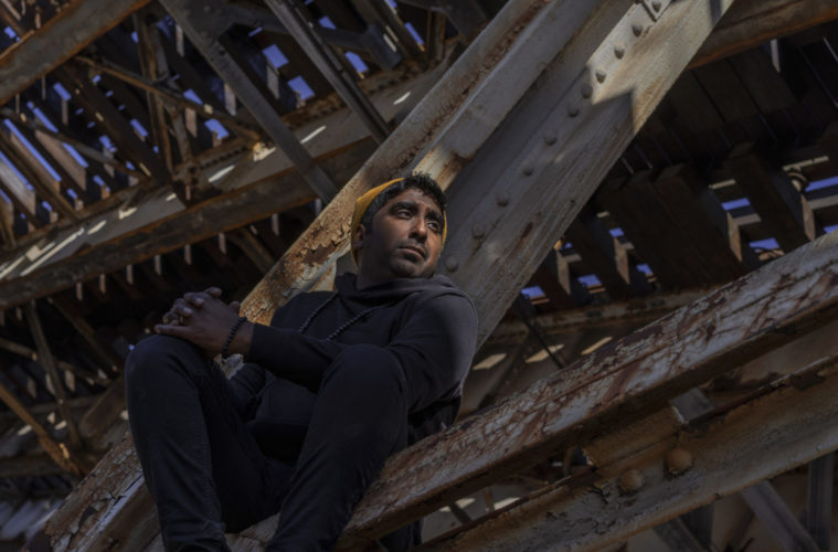 Music Pick (Livestreaming): Zeshan B 38 Zeshan B by Shahidul Alam Drik Majority