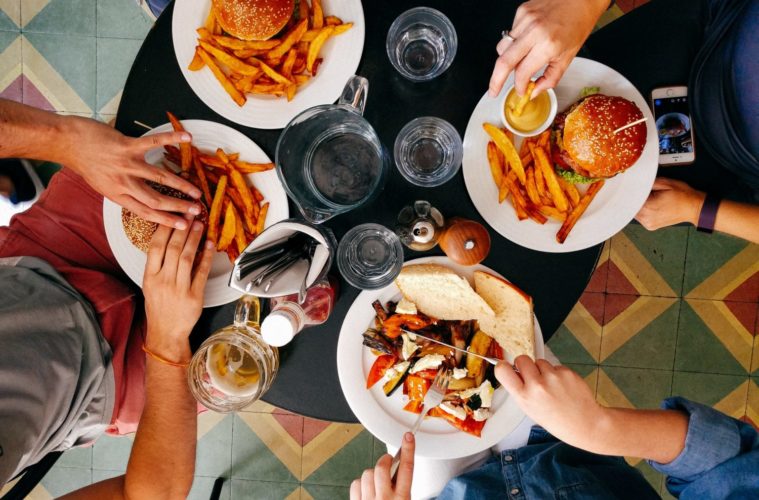 1,000 L.A. Restaurants Found Breaking Public Health Rules 38 dan gold restaurant unsplash