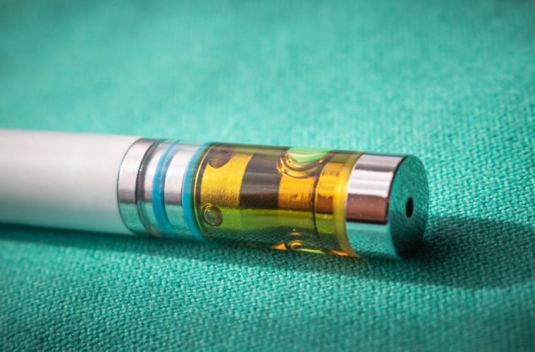 Pros And Cons Of Pre-Filled Vape Pens 38 heres everything you should know about pre filled vape pens 1068x580 1