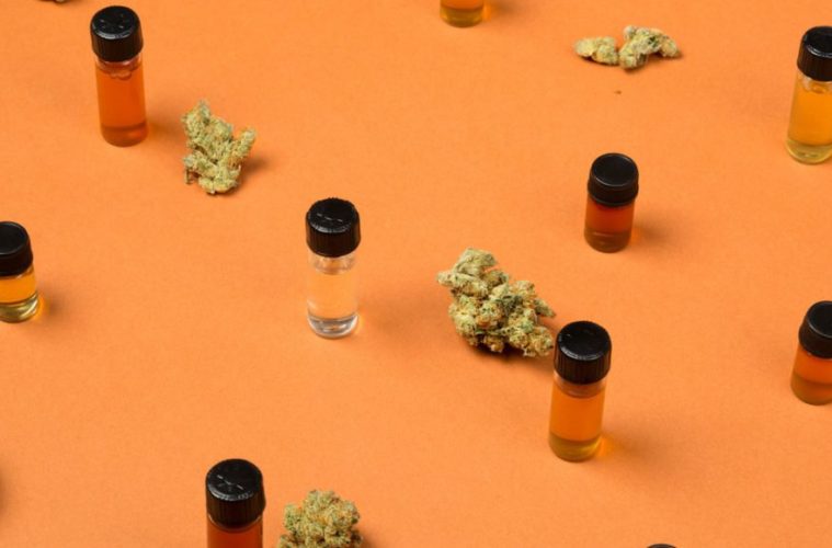 4 Unexpected Ways CBD Can Benefit Your Health 38 5 things cbd can do for your health 1068x580 1