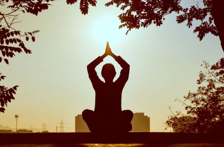 a beginners guide to meditating with cannabis 1068x580 1