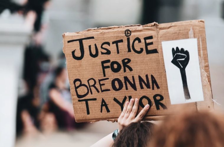 Breonna Taylor: L.A. Joins Nationwide Protests After Officer Charges Announced 38 breonna taylor sign