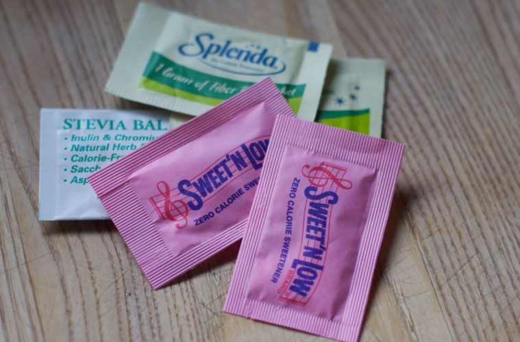 can arficial sweeteners contribute to weight loss