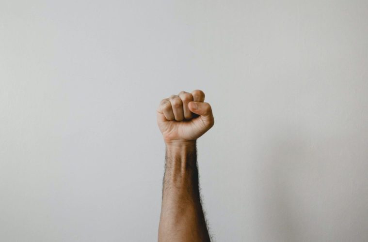 5 political podcasts e1602291630301