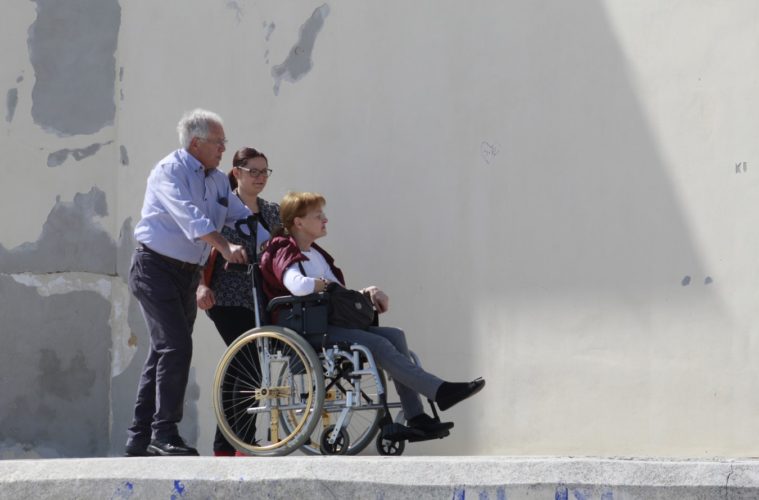 Five Tensions in Family Caregiving 38 Caregiving