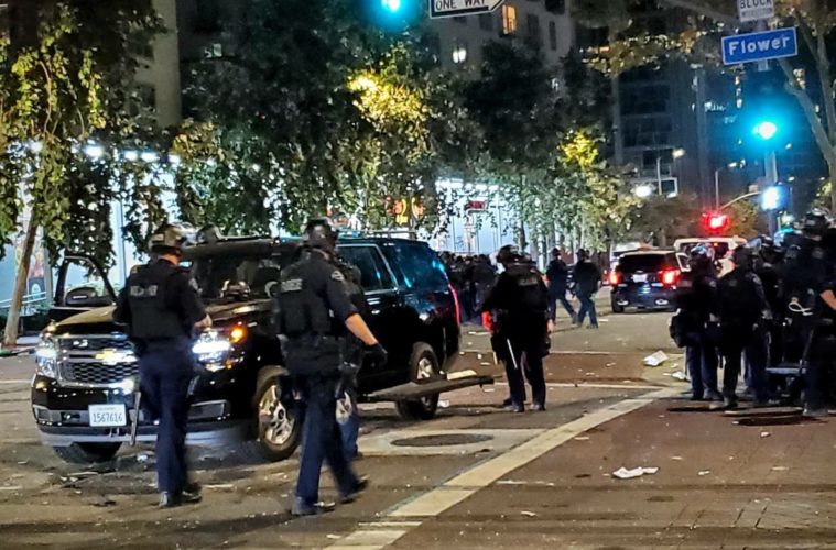 More Than 70 Arrests Made After Laker Fan Celebrations 38 LAPD lakers celebration