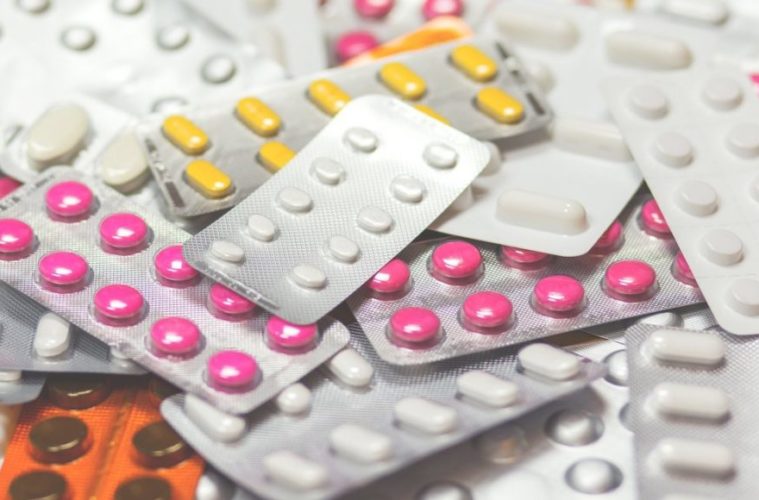 The Problem With Combining Cannabis Products And Prescription Medications 38 rsz close up 1853400 1920 1068x580 1
