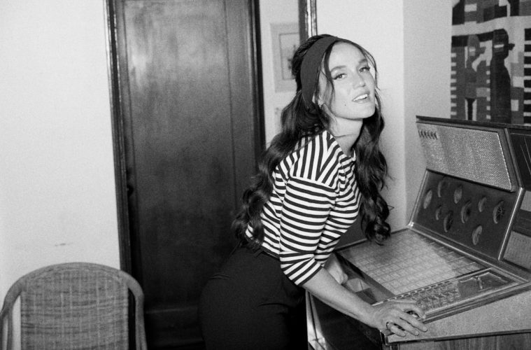 Music Pick (Livestreaming): Hayley Sales 38 unnamed 27 1