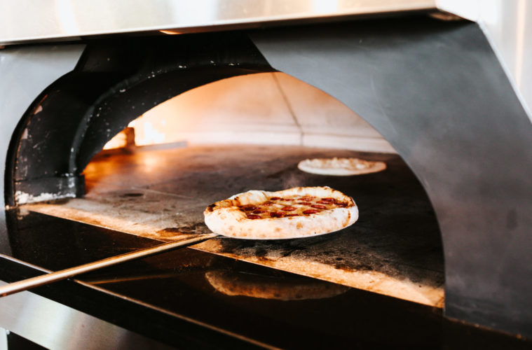 Video: Paper Pizza Co. Pairs Their Margherita With Bubbly For New Year’s Eve 38 1U4A0801