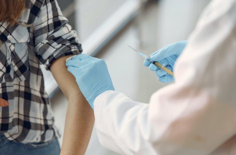 Here’s What It Feels Like To Get A COVID-19 Vaccine 38 Needle