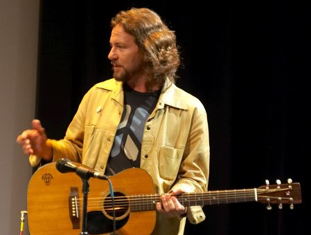 Eddie Vedder and More Play for Tibet House 38 Eddie Vedder jbach