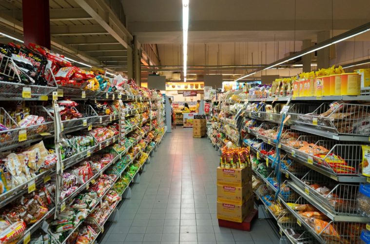 $5 'Hero Pay' Ordinance Approved By L.A. County Board of Supervisors 38 fikri rasyid grocery hero pay unsplash