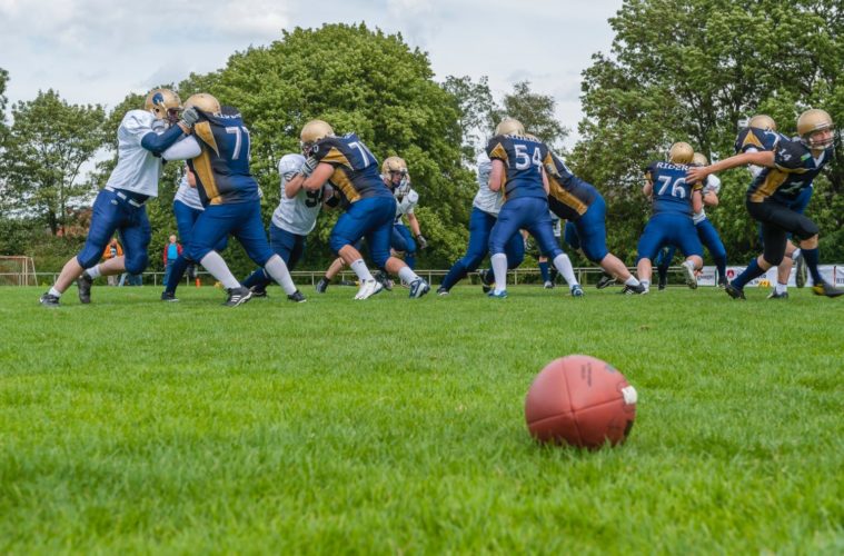 LAUSD Announces It Will Resume Competitive High School Sports 38 alexander schimmeck football unsplash