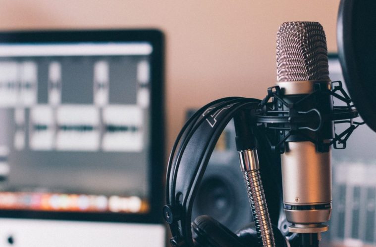 Clubhouse Is The Social Media App Everyone’s Talking About — Here’s What You Should Know 38 clubhouse is app everyones talking about heres what you should know e1614372684926