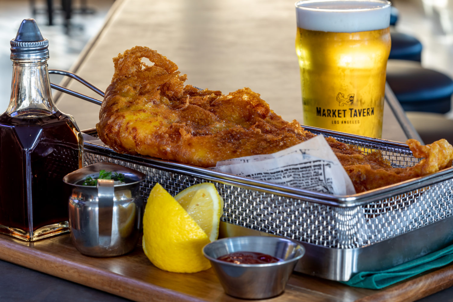 fish and chips w beer