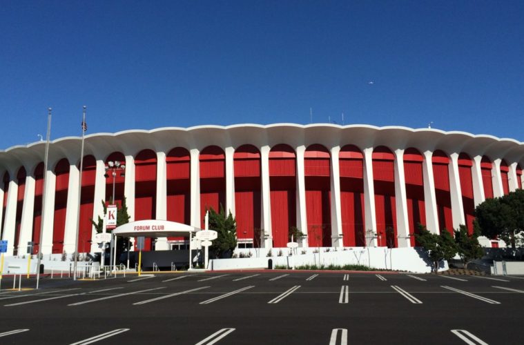 The Forum Among COVID-19 Vaccine Sites Taking Walk-Ins In L.A. County 38 Forum Inglewood