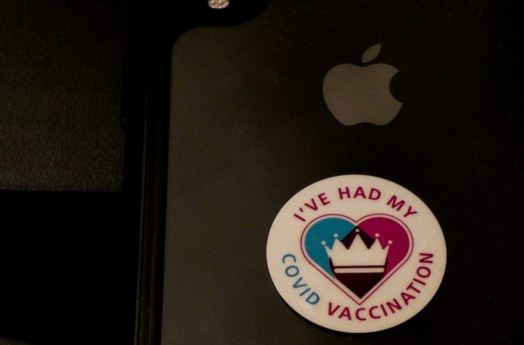 how to talk to someone hesitant of taking the covid 19 vaccine e1617325811204