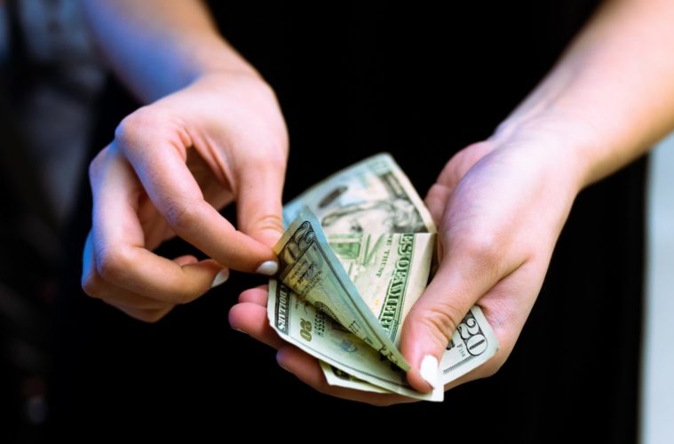 Mayor Garcetti Proposes $1,000 Guaranteed Monthly Income For Low-Income Families 38 igal ness money unsplash