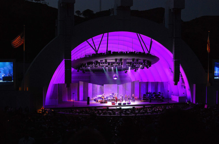 1024px Hollywood Bowl at night 02