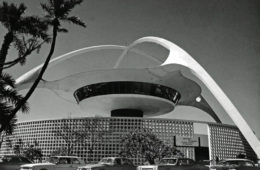 LAX Theme Building 07
