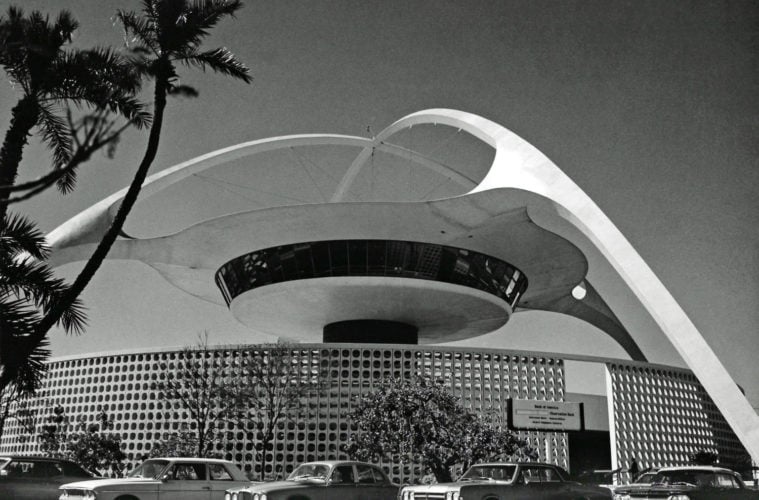 LAX Theme Building 07