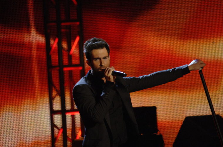 Maroon 5 get Unstaged with Livestream 38 Maroon 5 get Unstaged
