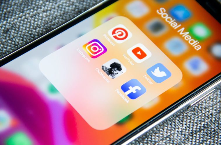 Advertising & Data Aren't Evil – <i>The World According to Craig</i> 38 Social Media