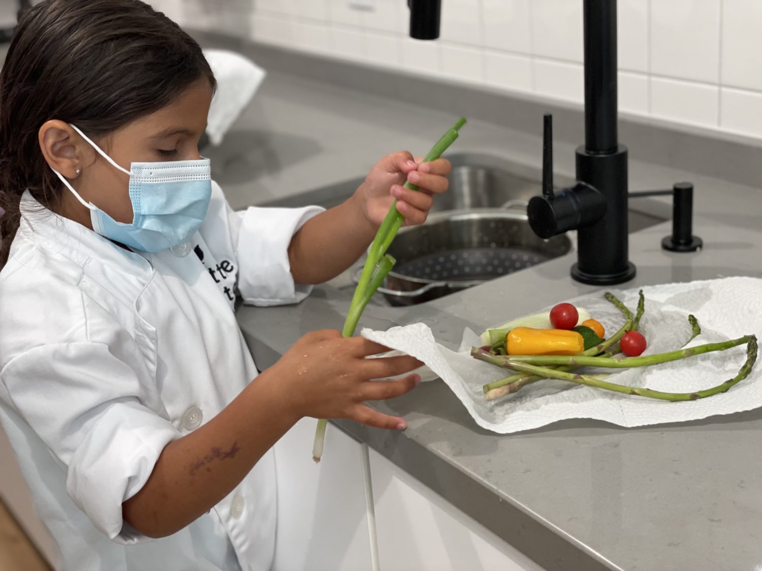 Little Kitchen Academywashing vegetables Michele Stueven