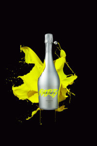 party prosecco Splash Credit Courtesy of Vera Wang PARTY