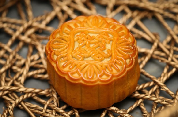 Celebrating The Mid-Autumn Festival With Sweets And Sips 38 Photo by Renato Marques on Unsplash