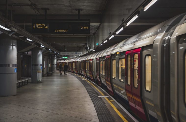 Voters Ride Free In Metro's Recall Election Day Offer 38 joel de vriend metro unsplash