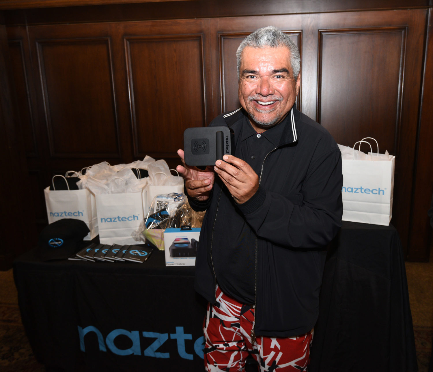 GEORGE LOPEZ WITH NAZTECH