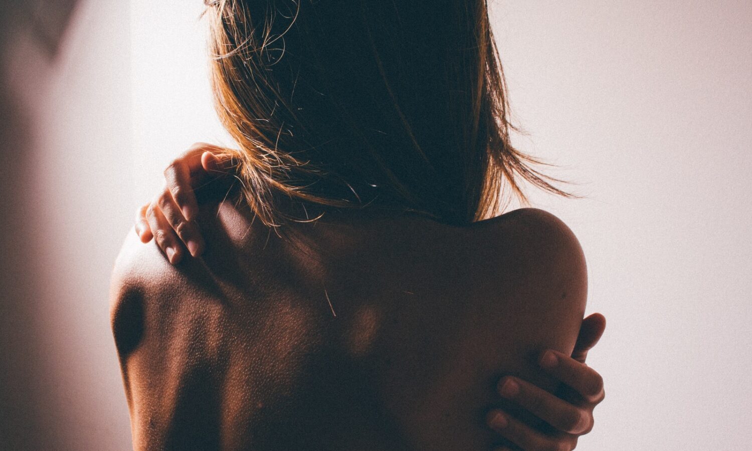 Why COVID-19 Sometimes Causes This Unexpected Side Effect 37 experts explain why covid 19 sometimes causes this unexpected side effect e1647705103647