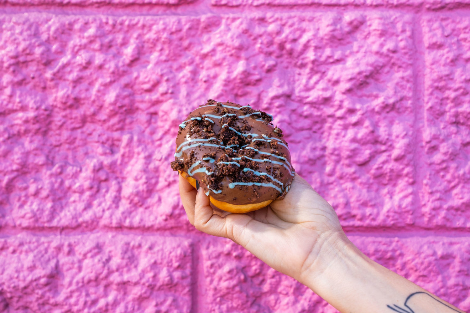 San Pedro Fish Market Lives On And Oscars At The Hollywood Roosevelt