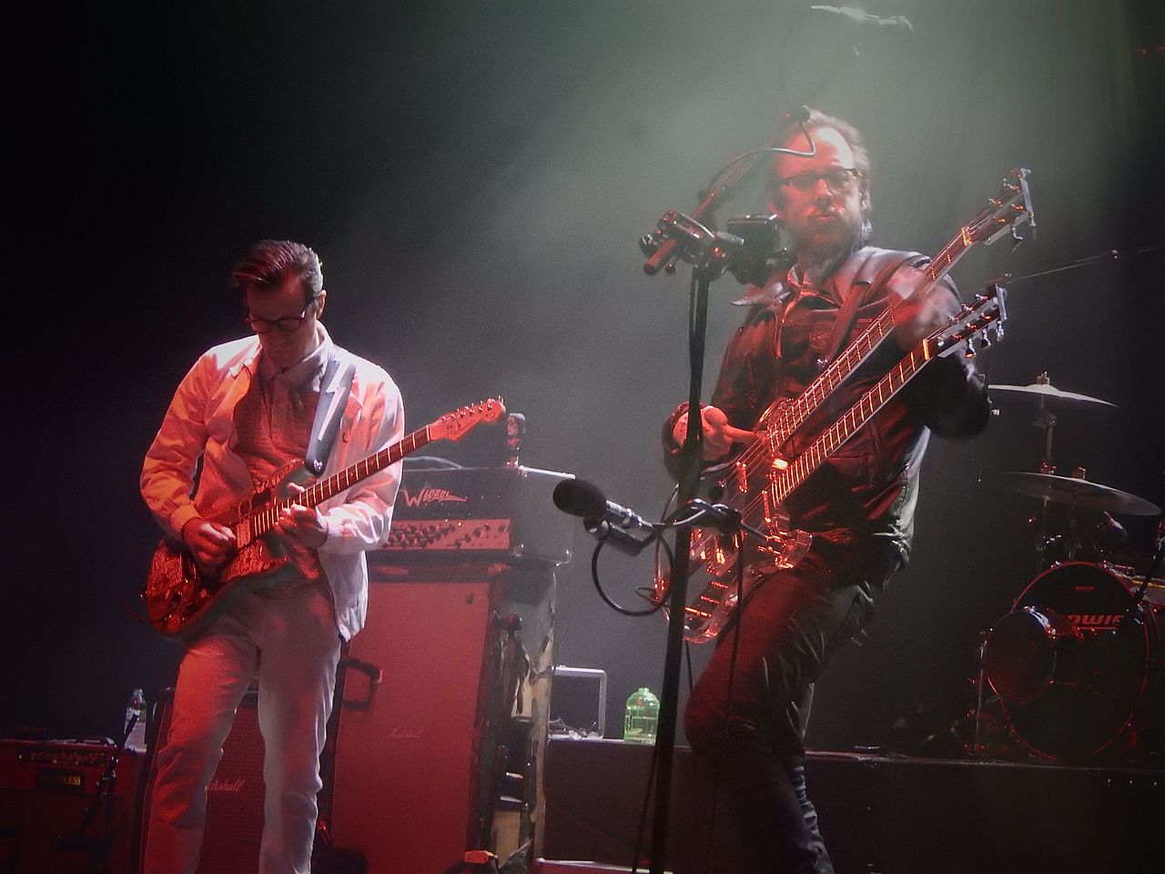 Presale Codes for Weezer Indie Rock Roadtrip Tour with Modest Mouse