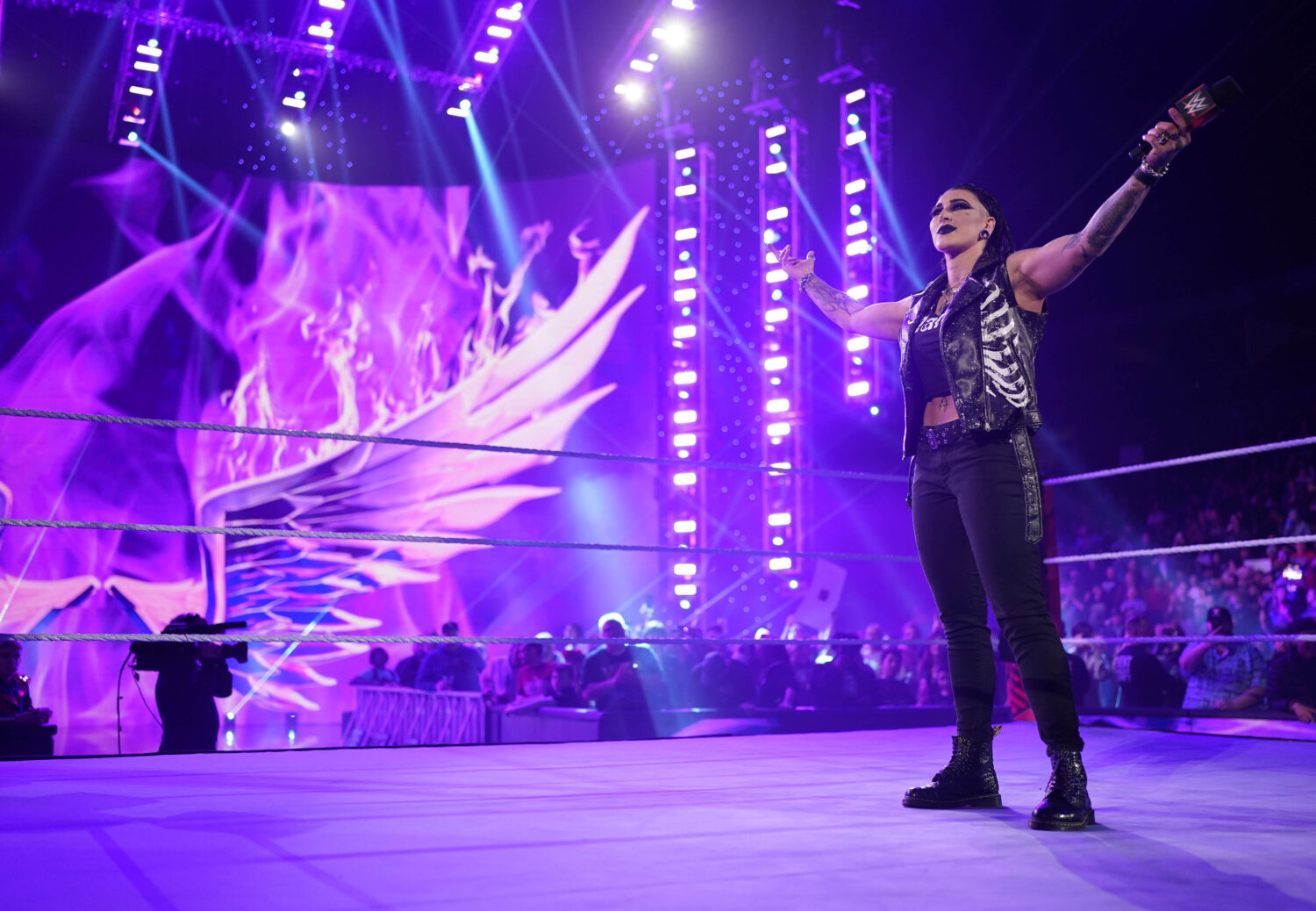 WrestleMania Goes Hollywood– Again 40 rhea ripley wwe