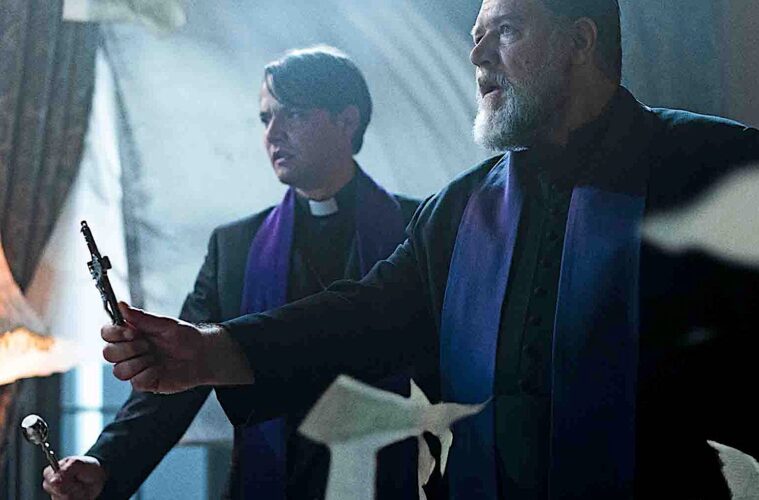 <i>The Pope’s Exorcist</i> – Junky Pulp Made Them Do It 38 Popes Exorcist