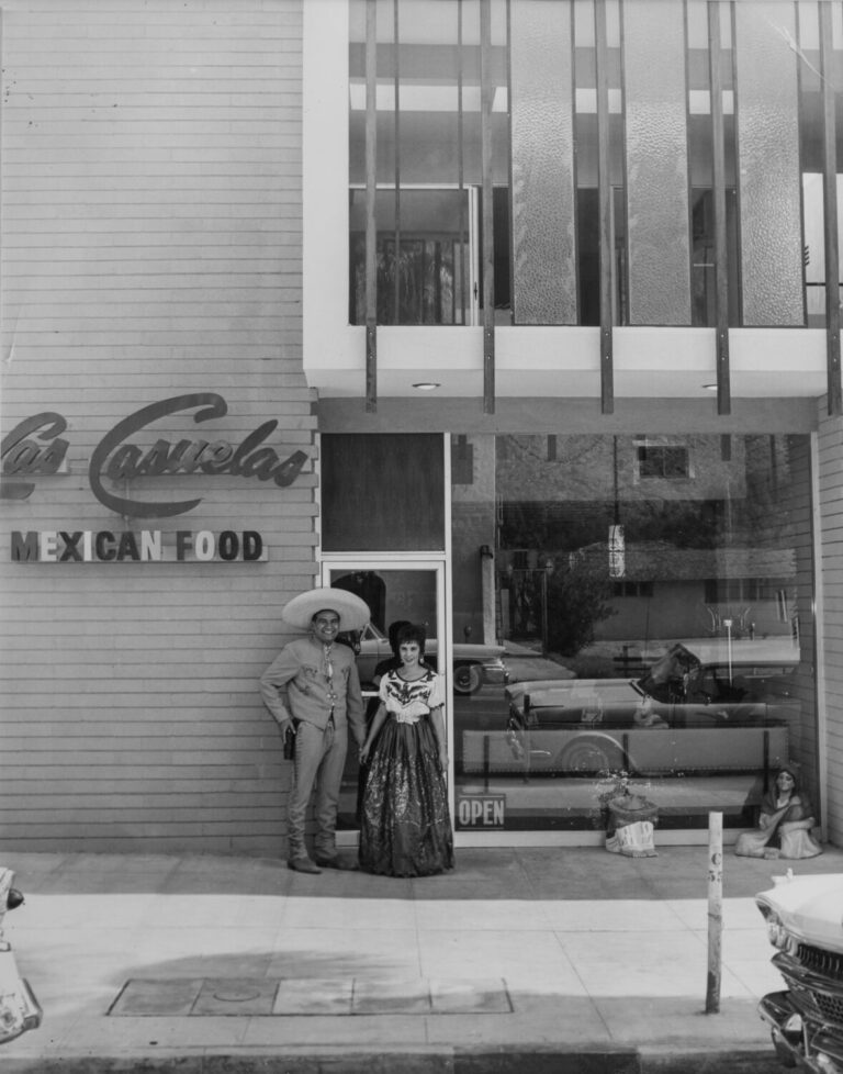 Palm Springs Turns 85 Where To Dine Old School LA Weekly