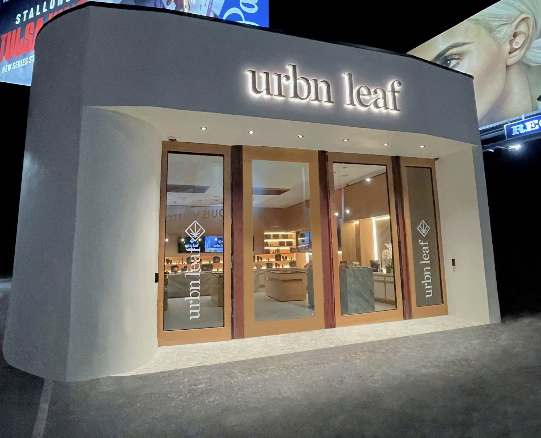 urbn leaf night 1