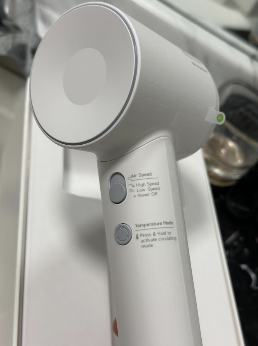 Laifen SE High-Speed Hair Dryer - A Perfect Blend of Efficiency and Portability 39 Screenshot 2023 10 09 at 8.10.06 PM