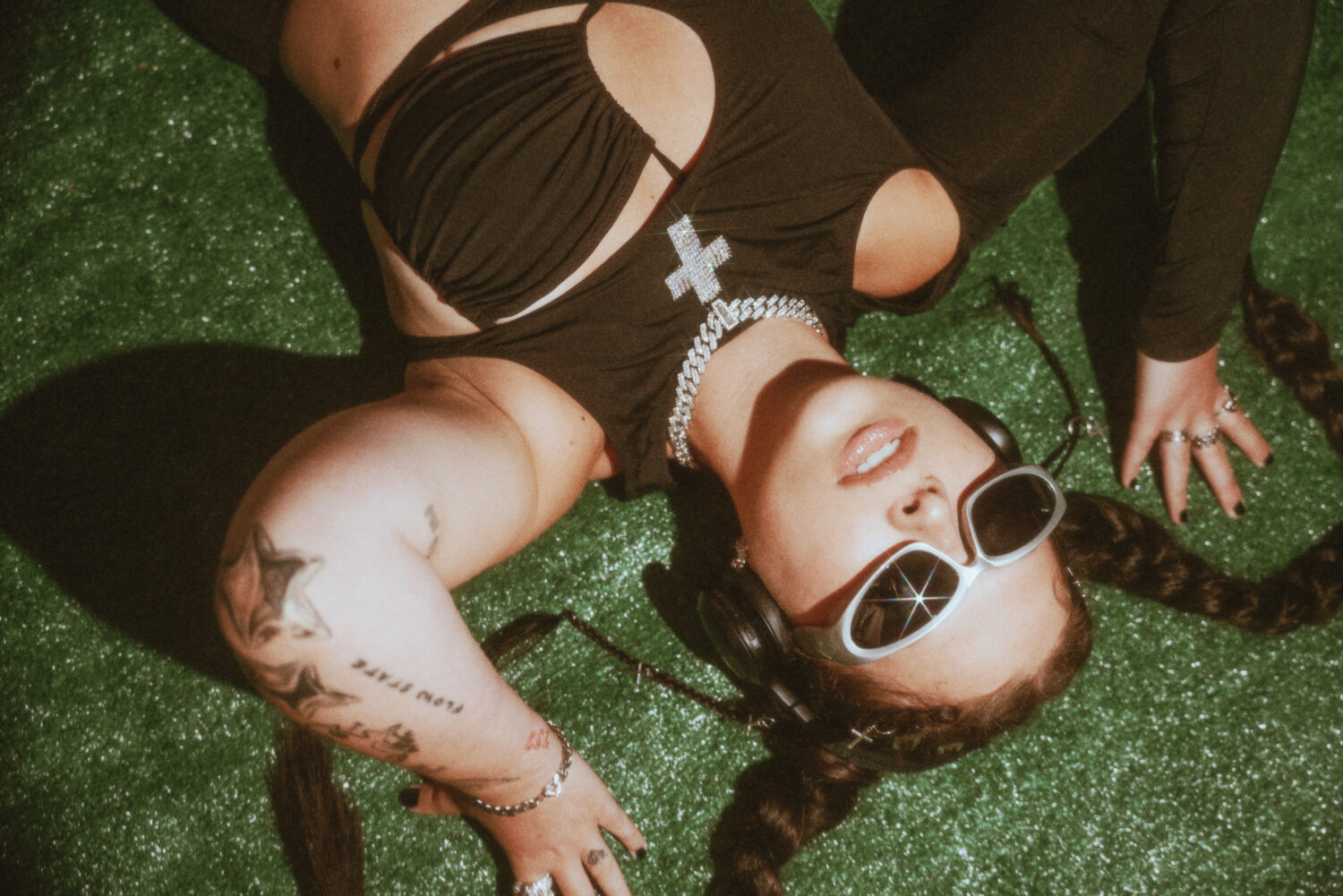 From Cannons to Beaches -- the New LA Weekly Playlist is Live 39 Sophie Shredz2 KaraNikal