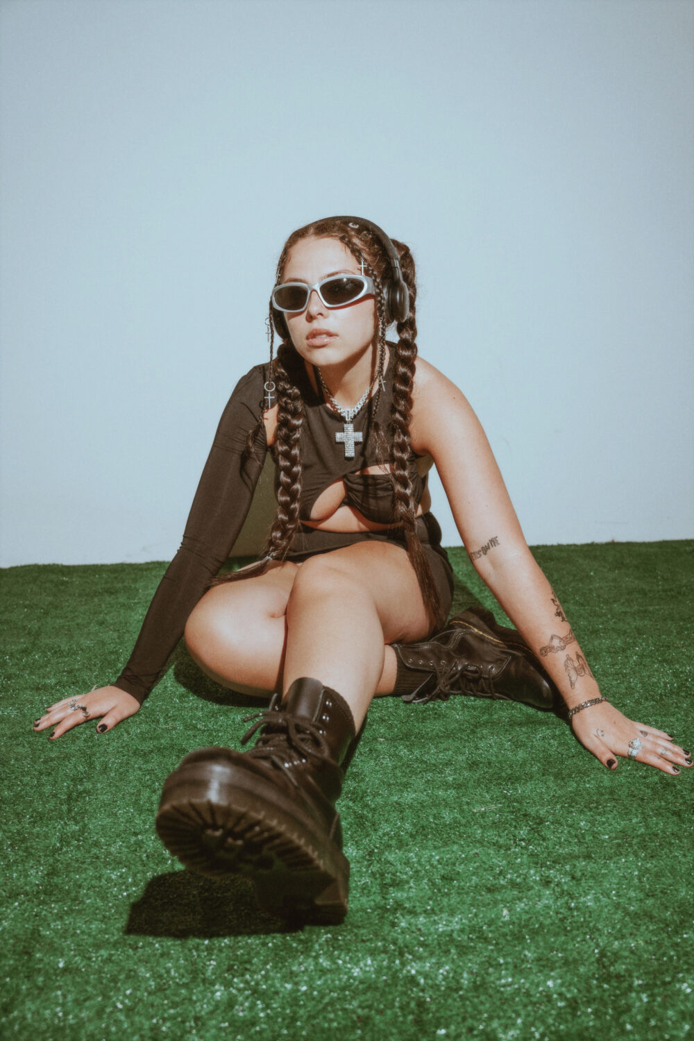 The Hyperpop Evolution: The growth of an anti-genre 39 Sophie Shredz3 KaraNikal