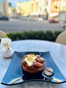 An Awards Season Croissant and Girl Scout Cookies - Here’s What’s Popping Up 39 Girl Scout Cookies
