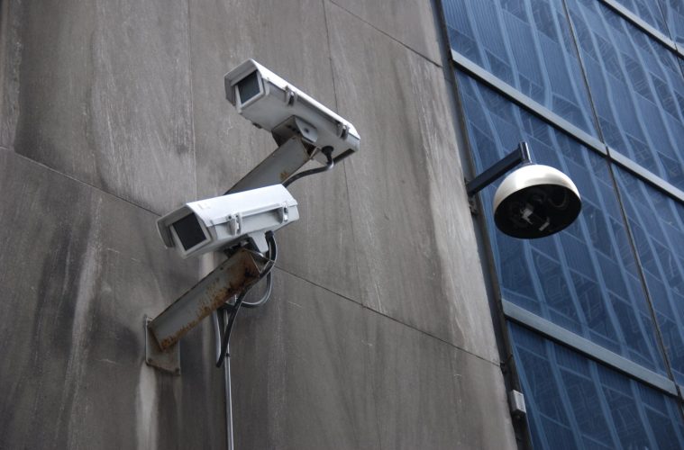 Motion Approved To Install License Plate Readers In San Fernando Valley 38 jonathan mcintosh flickr camera