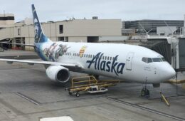 lax alaska plane
