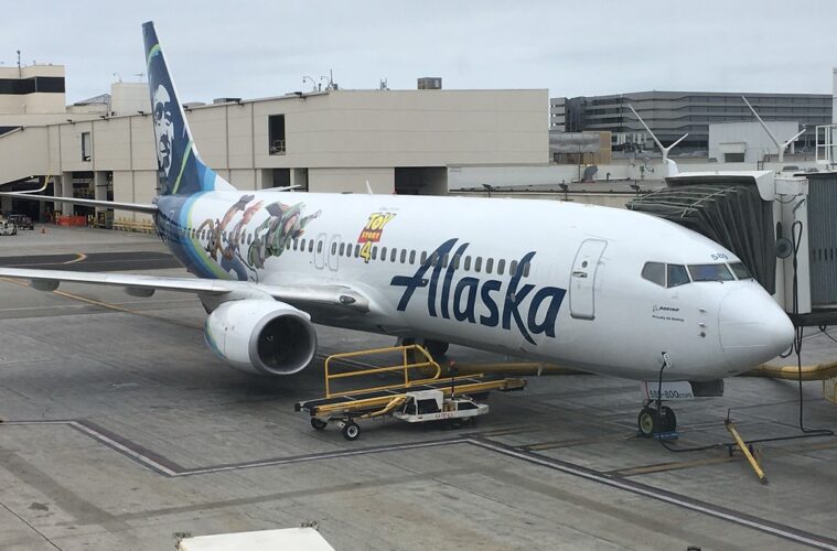 Boeing To 'Strengthen Quality' After Grounding Jets For Mass Inspection 38 lax alaska plane